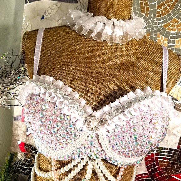 🍭JJ's EYE CANDY Princess Rave/Festival Bra - Picture 7 of 10